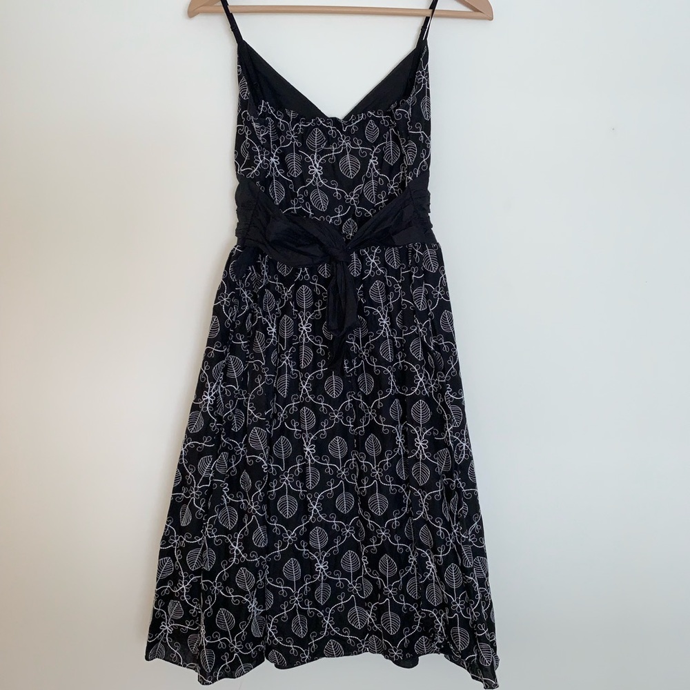 Embroidered Dress - Picture 4 of 5
